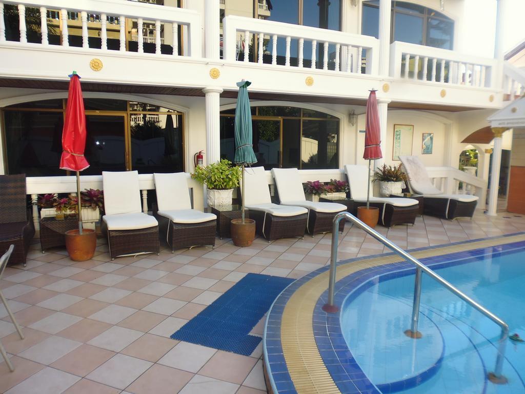 Villa Oranje Pattaya Luaran gambar