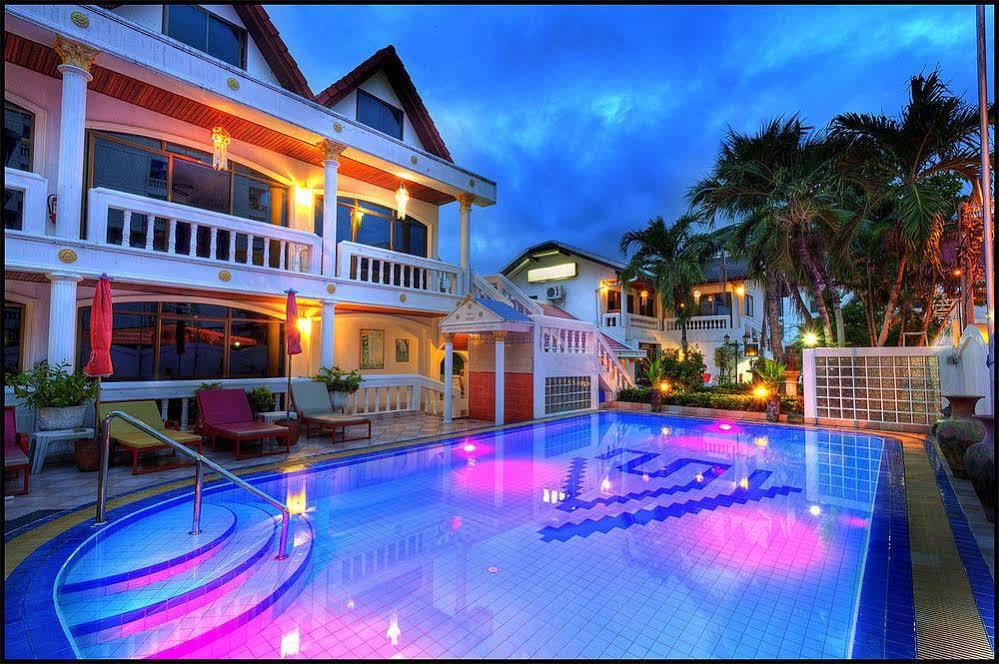 Villa Oranje Pattaya Luaran gambar