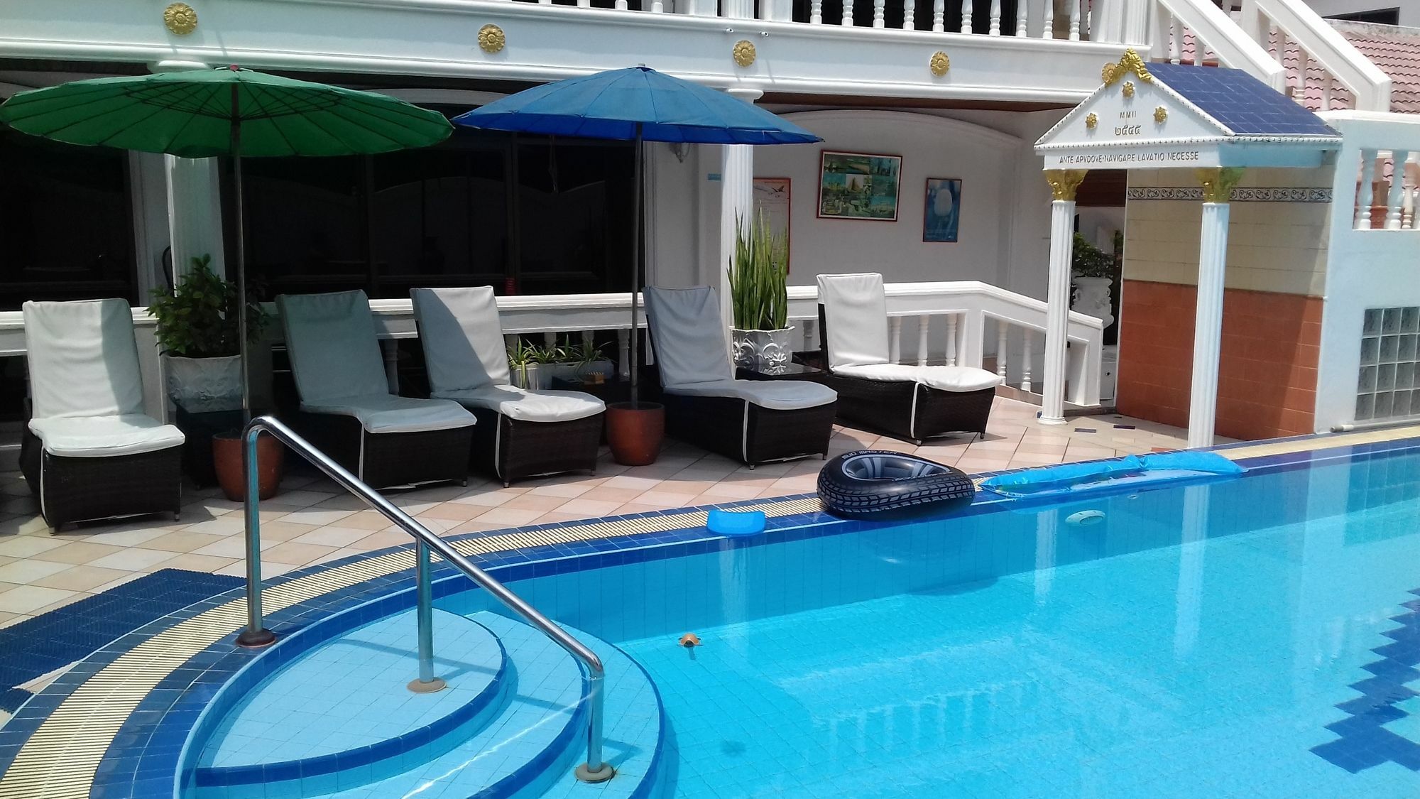 Villa Oranje Pattaya Luaran gambar