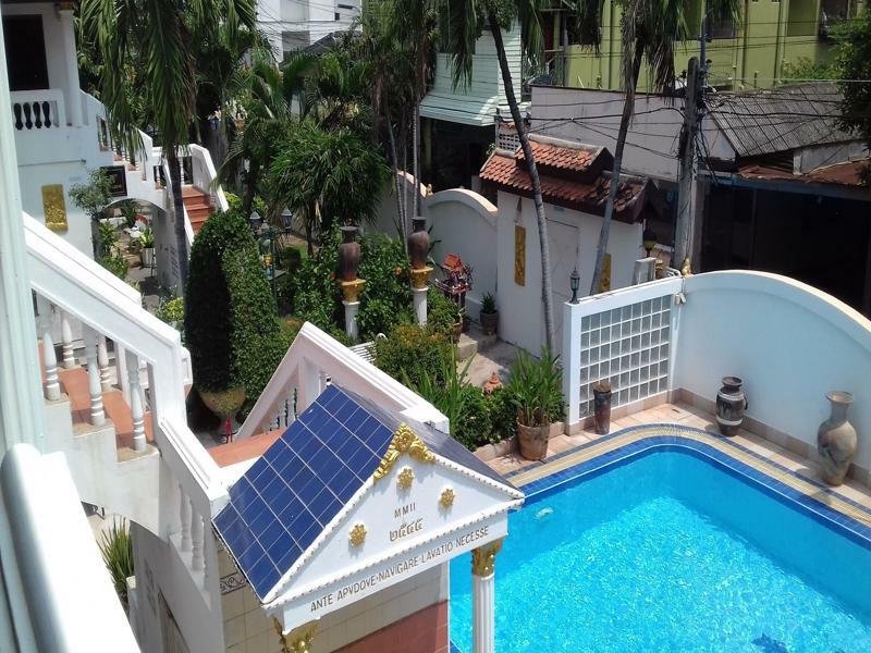 Villa Oranje Pattaya Luaran gambar