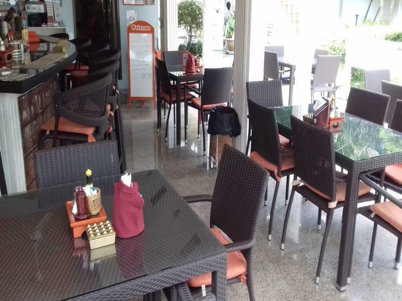 Villa Oranje Pattaya Luaran gambar